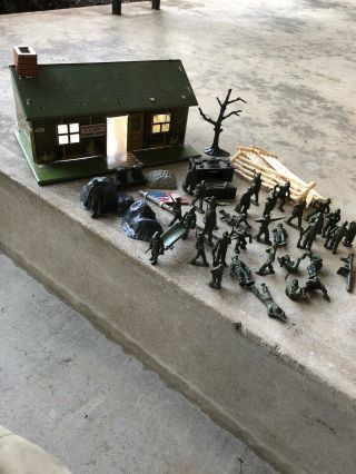 Vintage 1950s Marx Us Army Training Center Play Set Tin