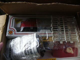 Vintage Bachmann Ho Scale Chef Boyardee Promotion Train Set 47 - 446 Nib